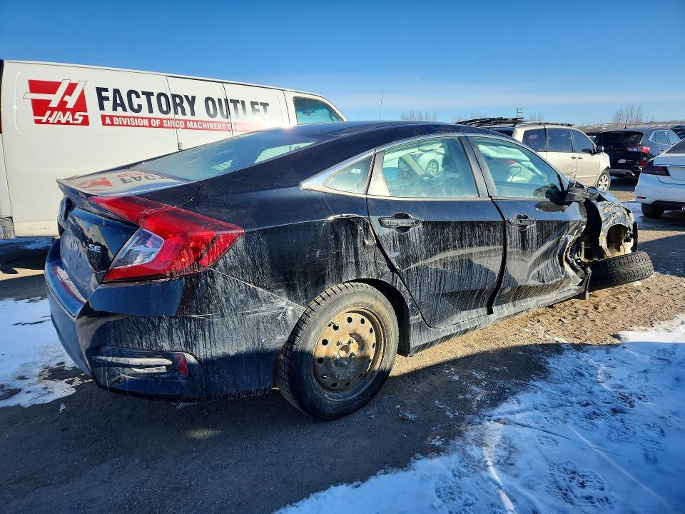 Photo 3 from auction – 2018 HONDA CIVIC with VIN 2HGFC2F6XJH015306
