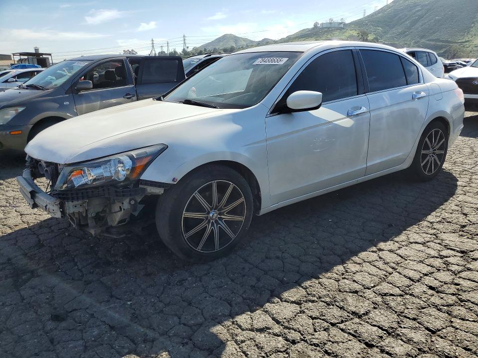 HONDA ACCORD 2010 with VIN 1HGCP3F8XAA016811 - Photo from auction