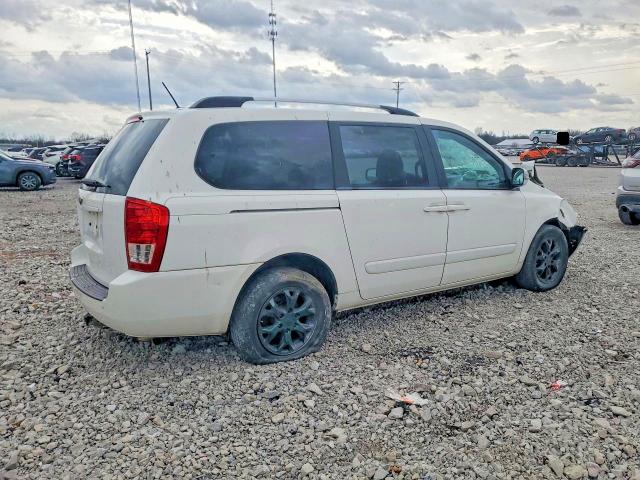 Photo 3 from auction – 2014 KIA SEDONA with VIN KNDMG4C7XE6538948