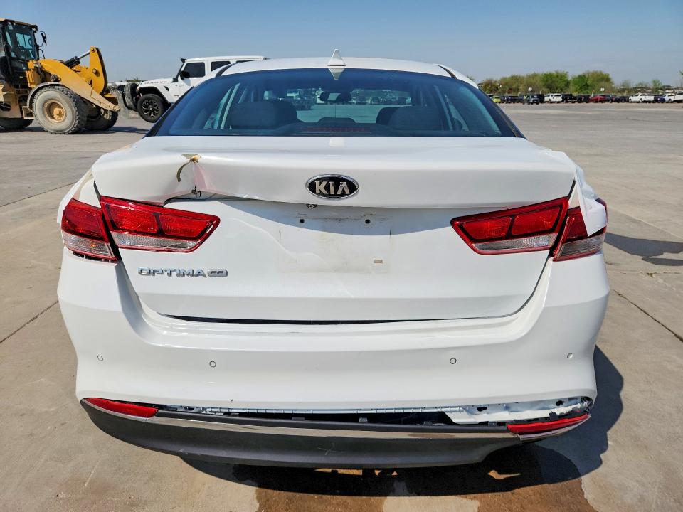 Foto 6 de la subasta – 2016 KIA OPTIMA con VIN 5XXGT4L34GG042196