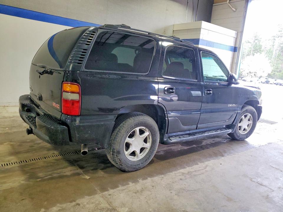 Photo 3 from auction – 2003 GMC YUKON with VIN 1GKEK63U73J307704