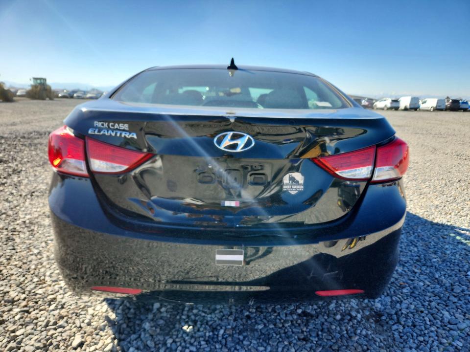 Photo 6 from auction – 2013 HYUNDAI ELANTRA with VIN 5NPDH4AE2DH437793
