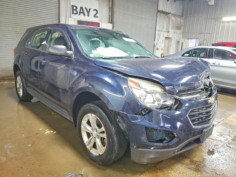 Photo 4 from auction – 2017 CHEVROLET EQUINOX with VIN 2GNALBEK2H1506258