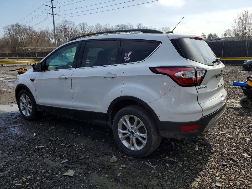 Photo 2 from auction – 2018 FORD ESCAPE with VIN 1FMCU0GD6JUA75995