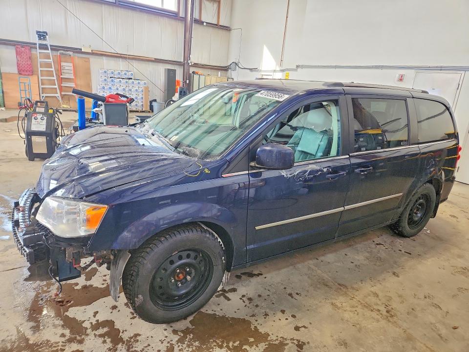 DODGE GRAND CARAVAN 2015 with VIN 2C4RDGDG4FR585921 - Photo from auction