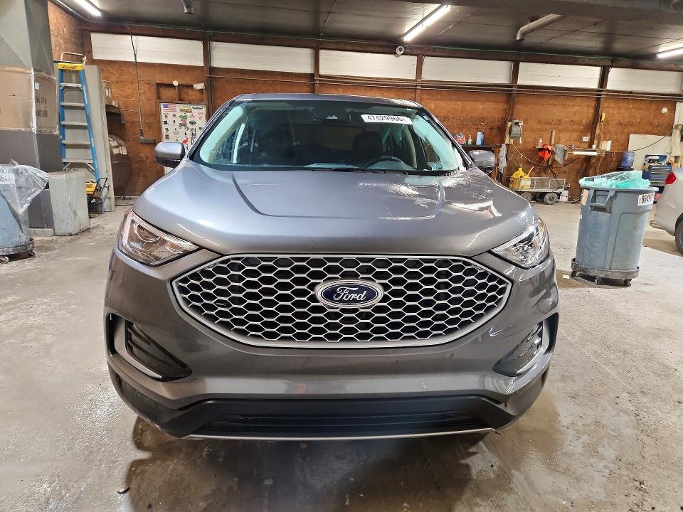 Снимка 5 от търг – 2023 FORD EDGE с VIN 2FMPK4J9XPBA25232
