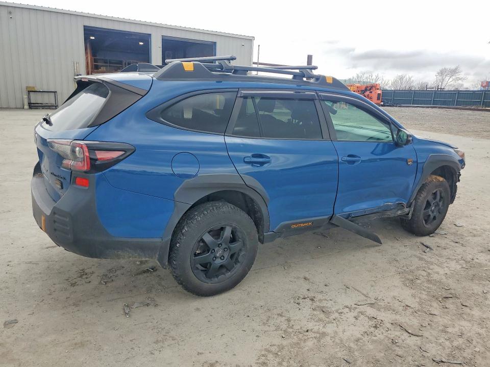 Photo 3 from auction – 2022 SUBARU OUTBACK with VIN 4S4BTGUD0N3250636