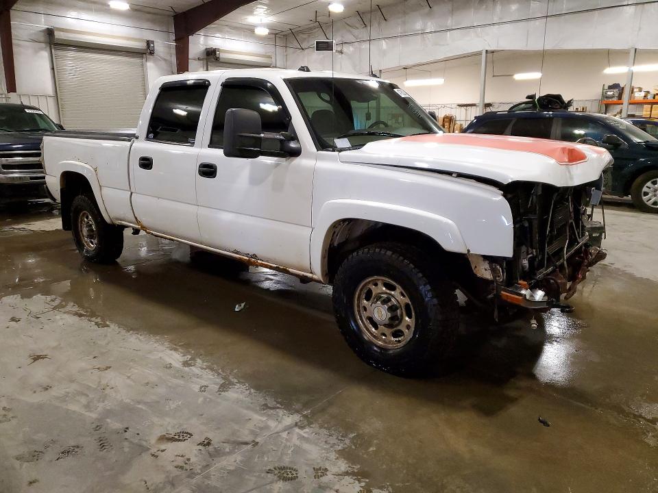 Photo 4 from auction – 2005 CHEVROLET SILVERADO with VIN 1GCHK23275F809327