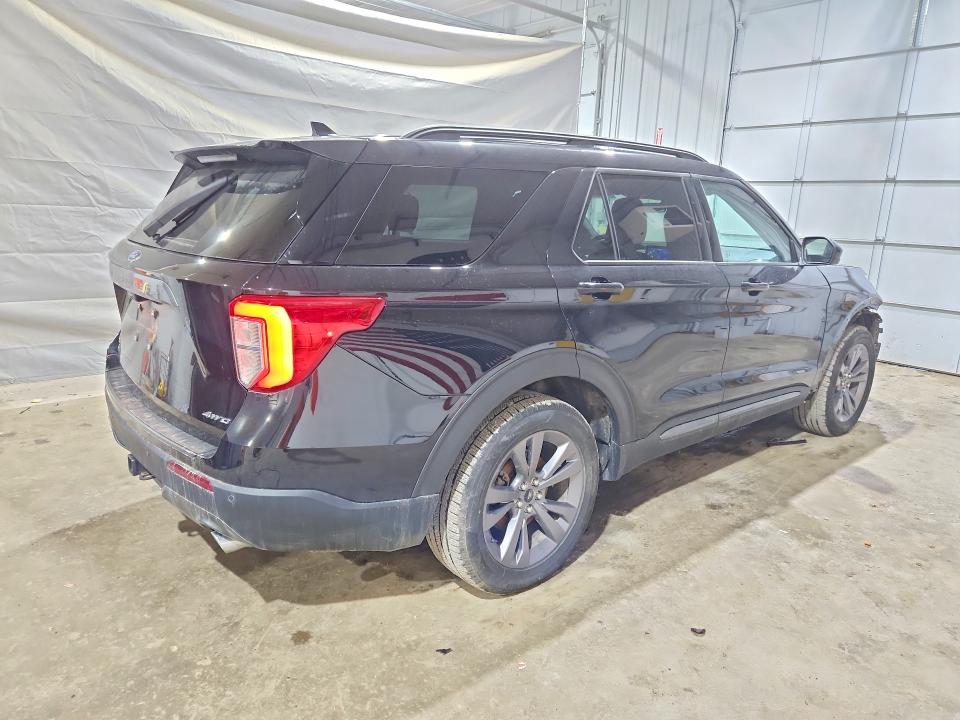 Photo 3 from auction – 2023 FORD EXPLORER with VIN 1FMSK8DH0PGB76576