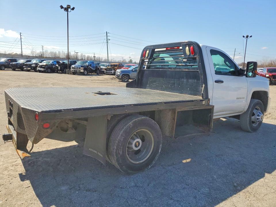 Photo 3 from auction – 2015 CHEVROLET SILVERADO with VIN 1GB3KYCG8FF543136