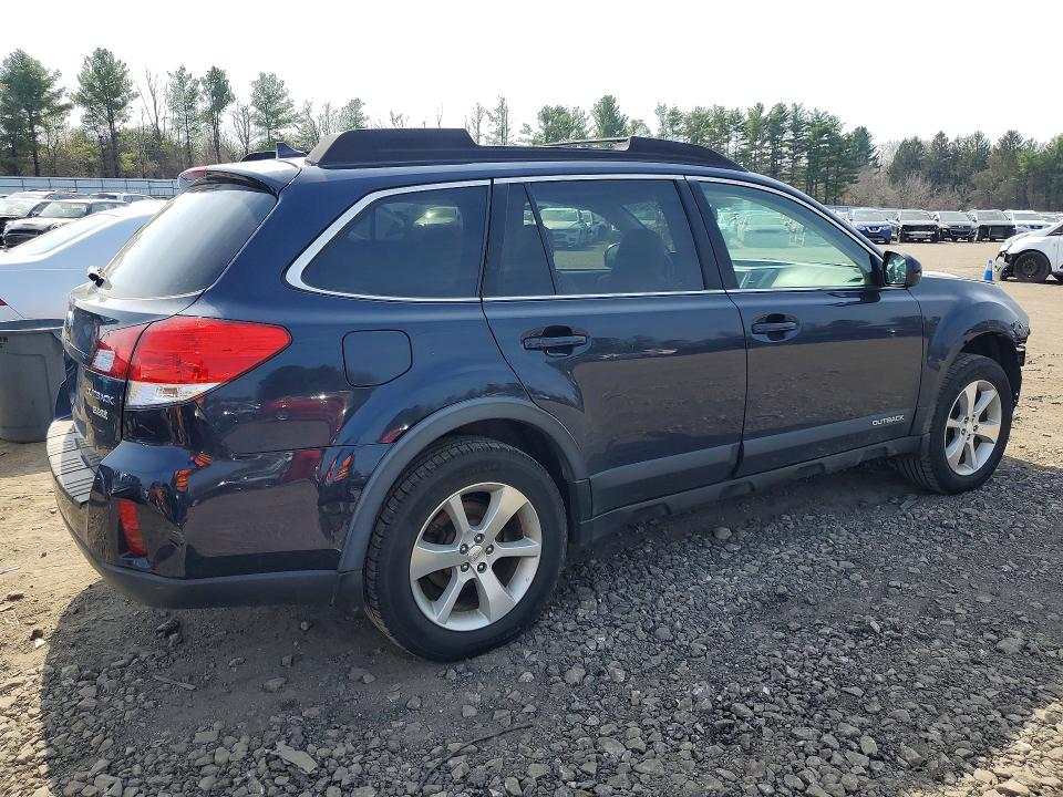 Photo 3 from auction – 2013 SUBARU OUTBACK with VIN 4S4BRBPC4D3321775