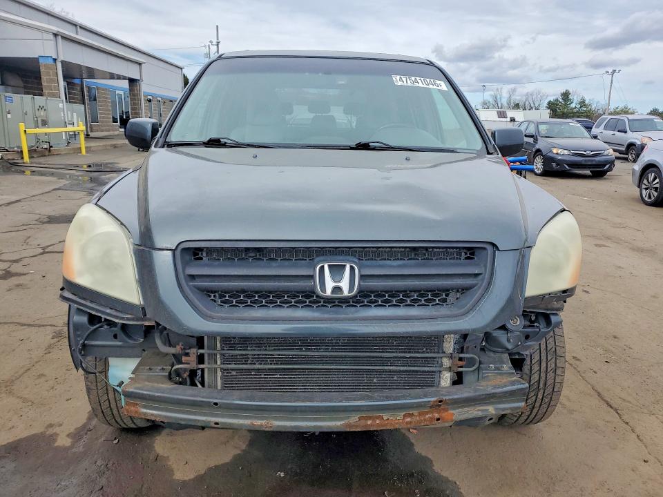 Photo 5 from auction – 2004 HONDA PILOT with VIN 2HKYF18594H584902
