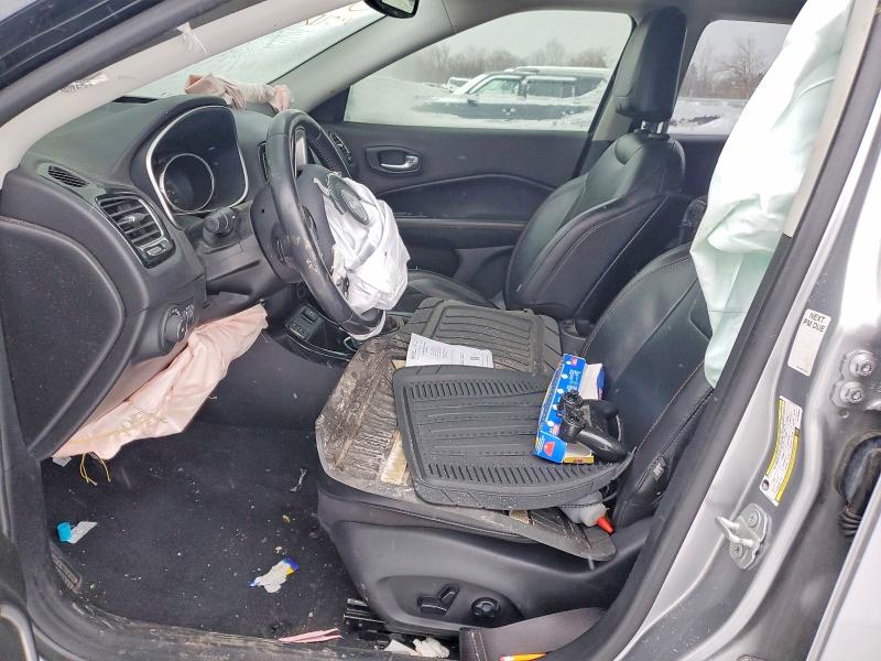 Photo 7 from auction – 2019 JEEP COMPASS with VIN 3C4NJCCB6KT755449