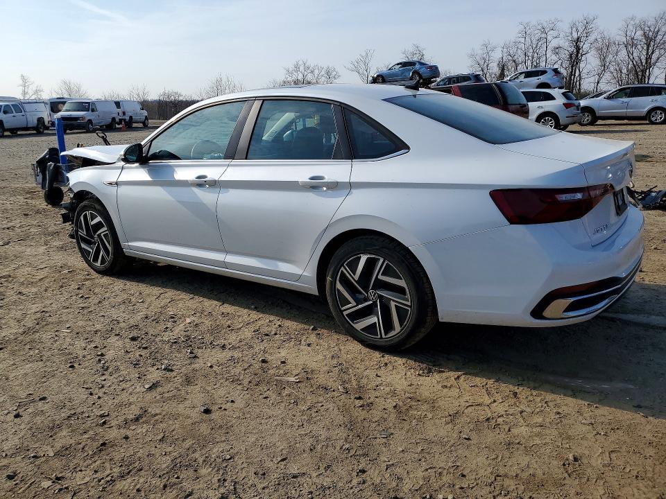 Photo 2 from auction – 2023 VOLKSWAGEN JETTA with VIN 3VWGM7BU6PM017448