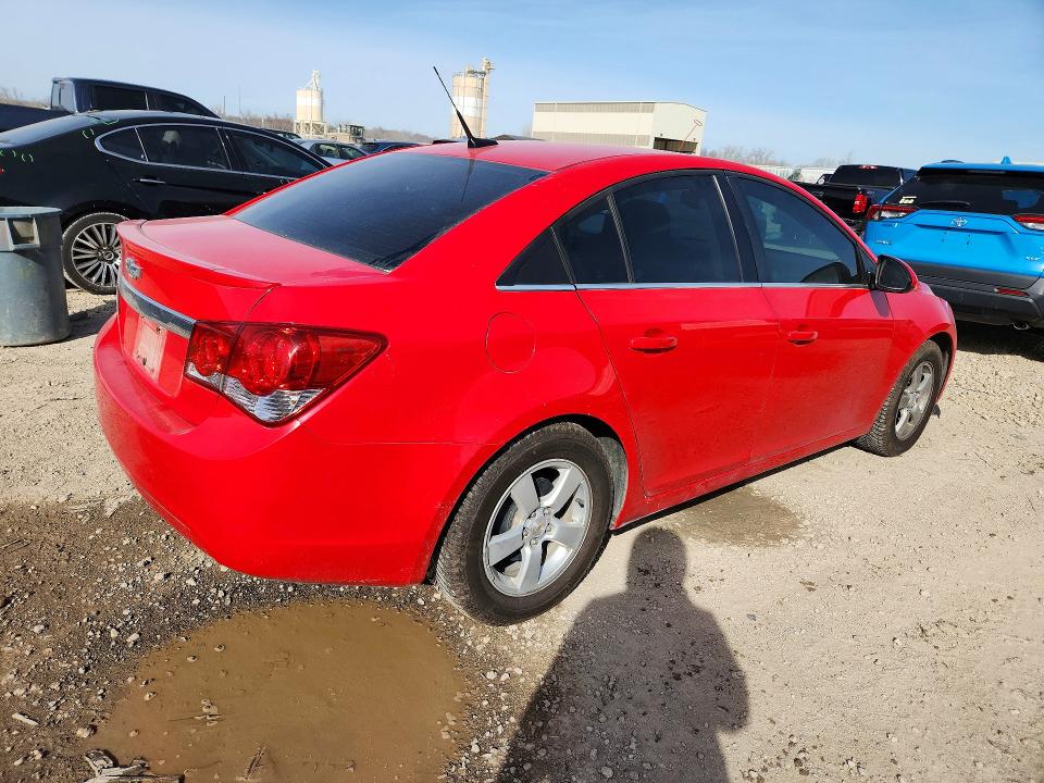 Photo 3 from auction – 2014 CHEVROLET CRUZE with VIN 1G1PC5SB5E7483087