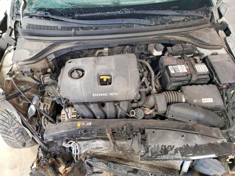 Photo 11 from auction – 2017 HYUNDAI ELANTRA with VIN 5NPD74LF6HH047505