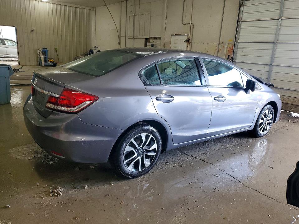 Photo 3 from auction – 2015 HONDA CIVIC with VIN 19XFB2F89FE203255