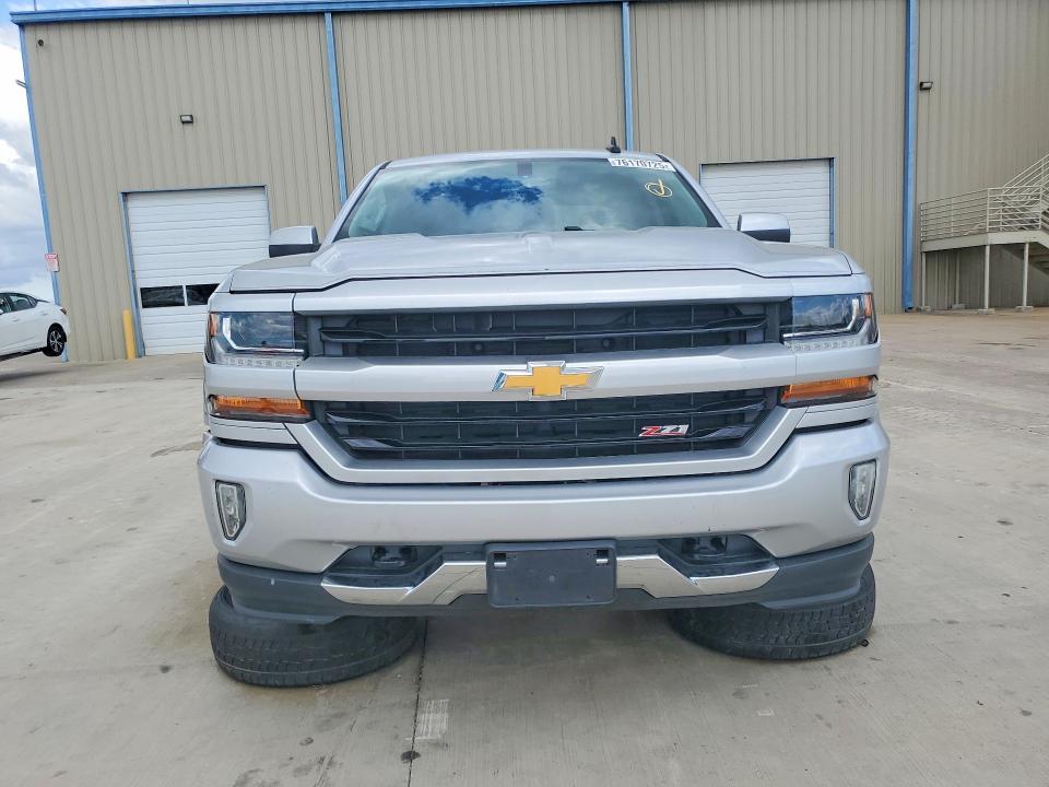 Photo 5 from auction – 2017 CHEVROLET SILVERADO with VIN 3GCUKREC6HG427225