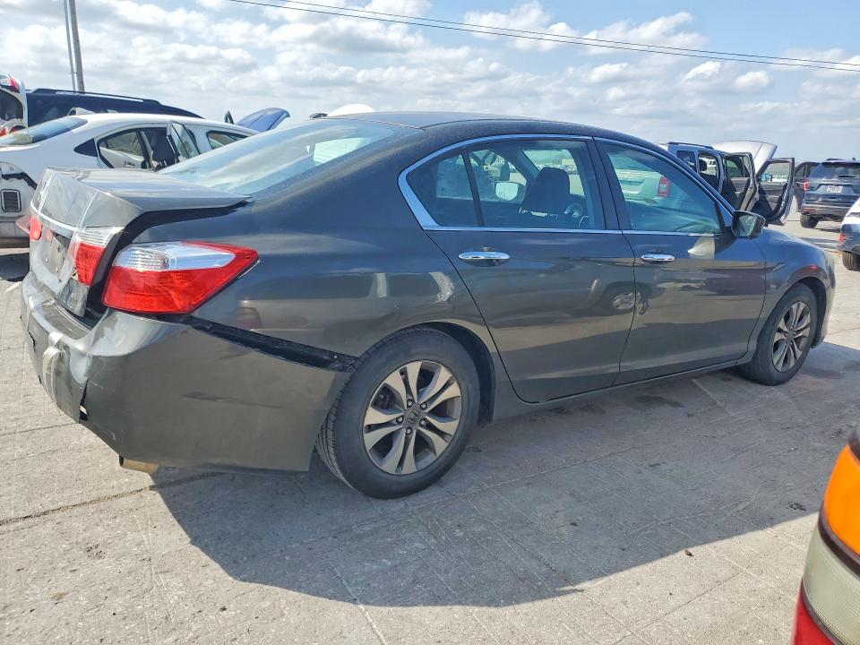 Photo 3 from auction – 2014 HONDA ACCORD with VIN 1HGCR2F3XEA275748