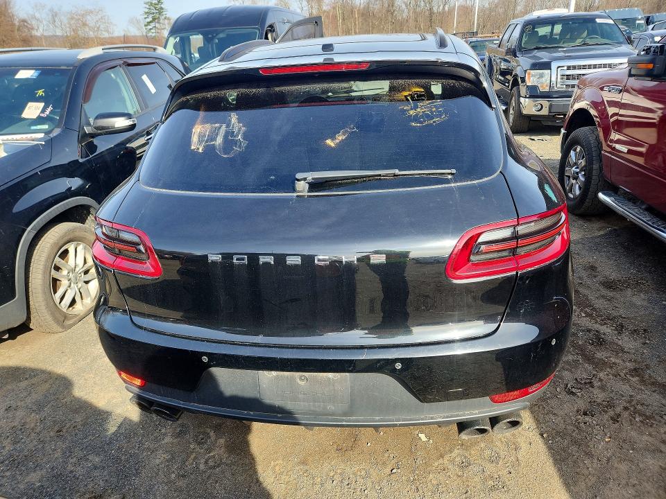 Photo 6 from auction – 2015 PORSCHE MACAN with VIN WP1AB2A54FLB62076