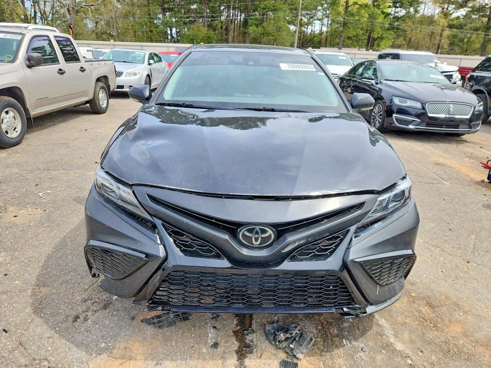 Photo 5 from auction – 2023 TOYOTA CAMRY with VIN 4T1G11AK2PU084127