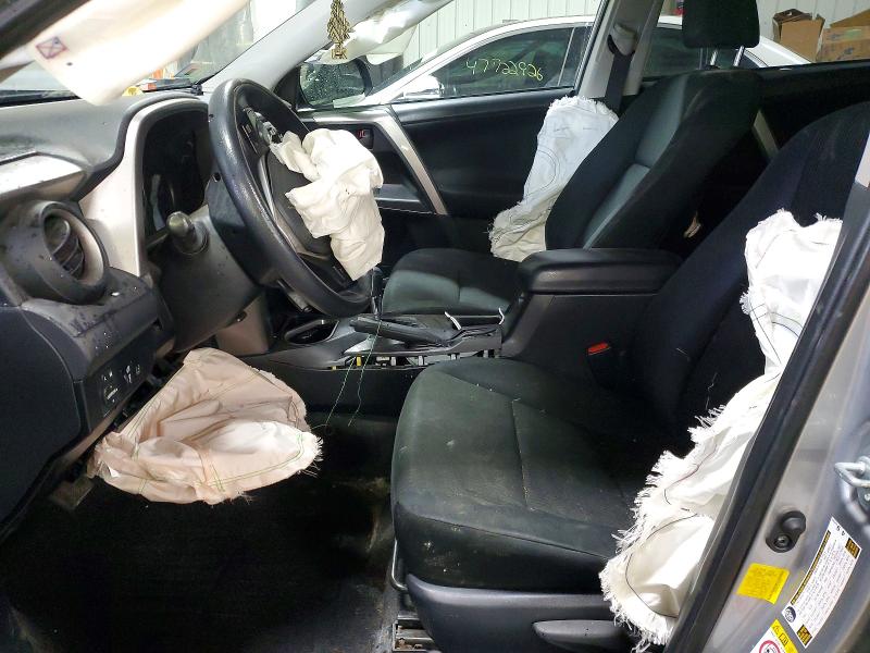 Photo 7 from auction – 2018 TOYOTA RAV4 with VIN JTMZFREV3JJ195781