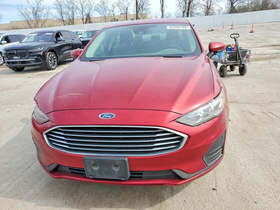 Photo 5 from auction – 2019 FORD FUSION with VIN 3FA6P0LU1KR257360