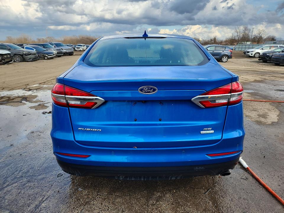 Photo 6 from auction – 2020 FORD FUSION with VIN 3FA6P0HDXLR246318