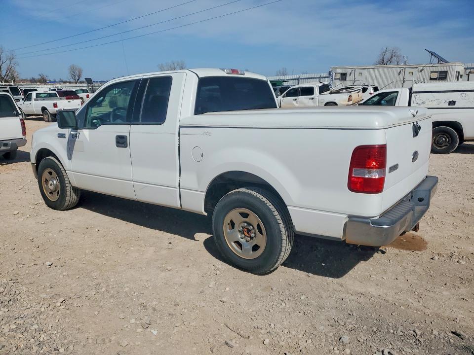 Photo 2 from auction – 2004 FORD F150 with VIN 1FTRX12504KD94322