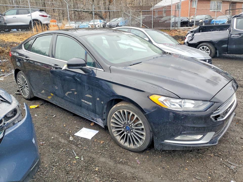 Photo 4 from auction – 2018 FORD FUSION with VIN 3FA6P0LU0JR137628
