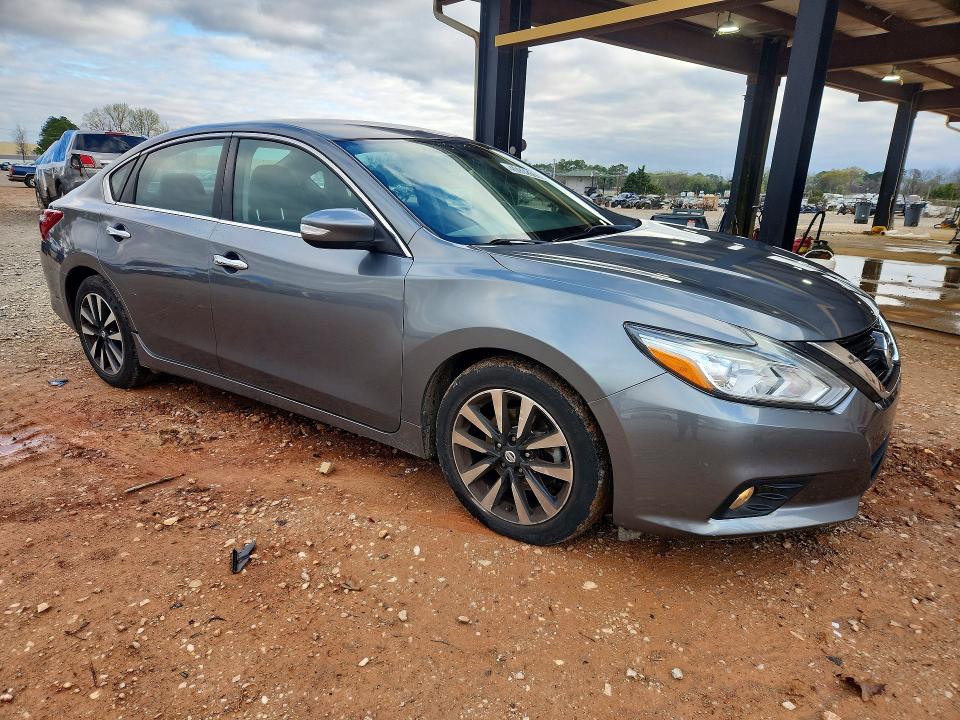 Photo 4 from auction – 2018 NISSAN ALTIMA with VIN 1N4AL3AP3JC180931