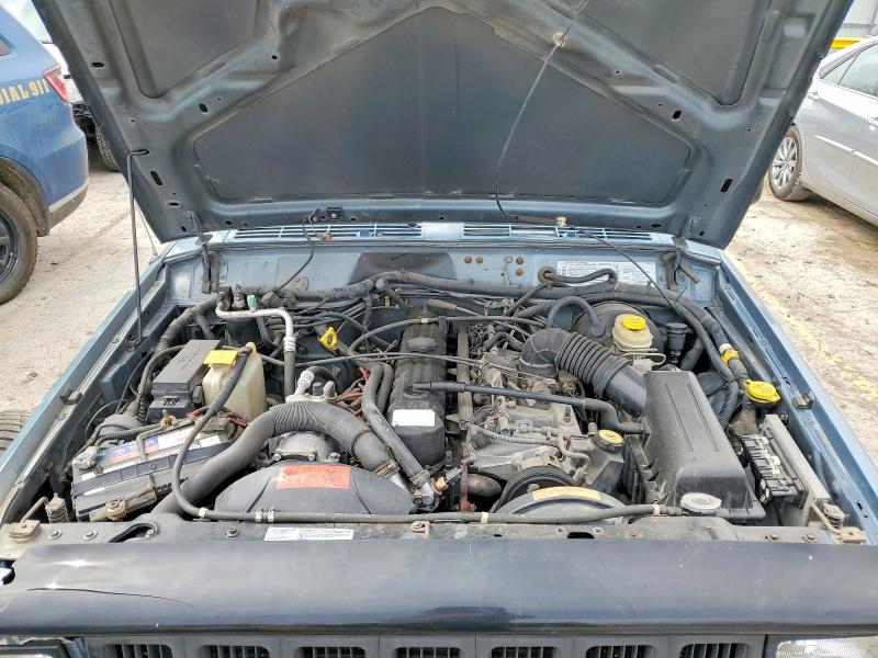 Photo 11 from auction – 1998 JEEP CHEROKEE with VIN 1J4FJ68S9WL236373