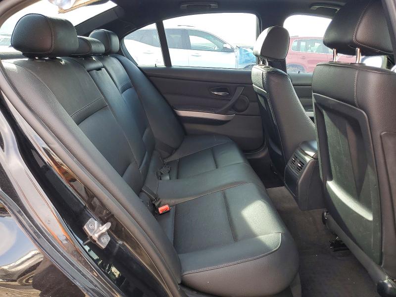 Photo 10 from auction – 2011 BMW 328 with VIN WBAPH5C54BA998904
