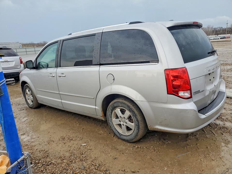 Photo 2 from auction – 2011 DODGE GRAND CARAVAN with VIN 2D4RN5DG8BR662224