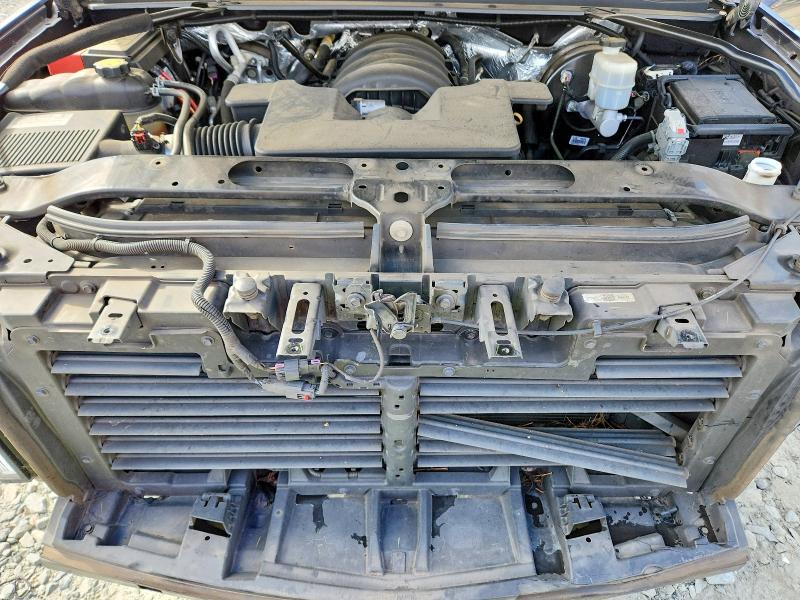 Photo 12 from auction – 2017 CHEVROLET TAHOE with VIN 1GNSCBKC6HR345373