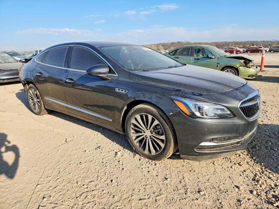 Zdjęcie 4 z aukcji – 2017 BUICK LACROSSE 4D z VIN 1G4ZP5SS8HU169729