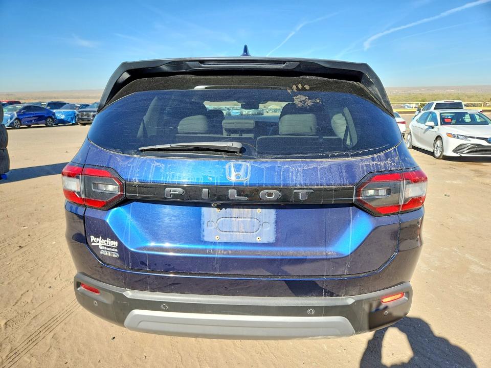 Photo 6 from auction – 2023 HONDA PILOT with VIN 5FNYG1H44PB056935