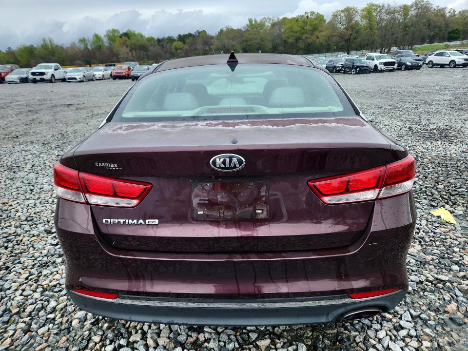 Photo 6 from auction – 2016 KIA OPTIMA with VIN 5XXGT4L30GG035777