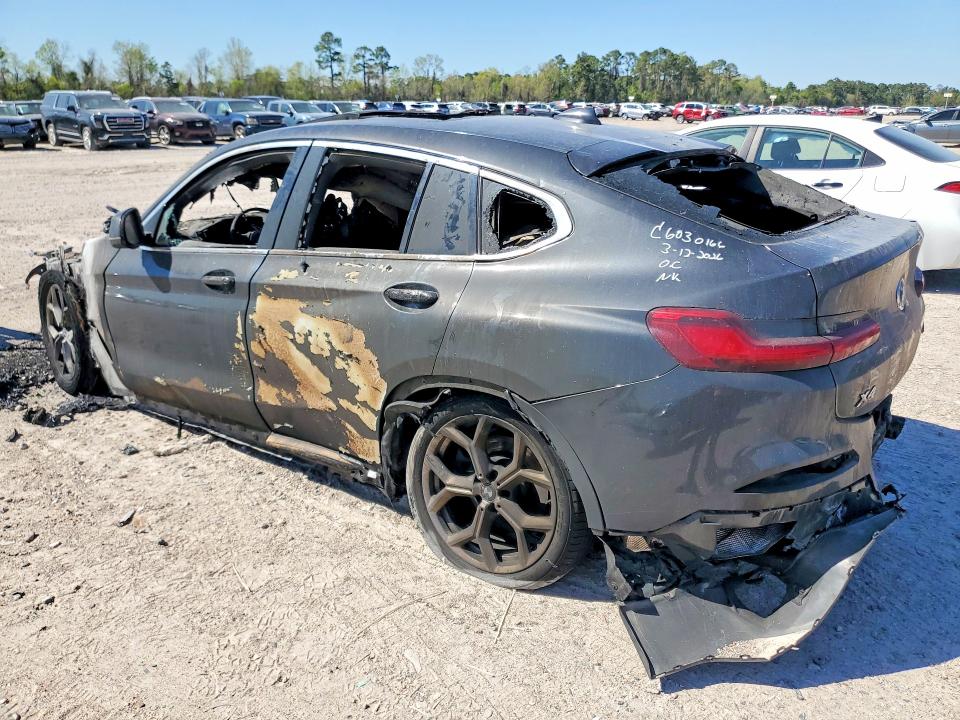 Photo 2 from auction – 2020 BMW X4 with VIN 5UX2V1C02L9B63780