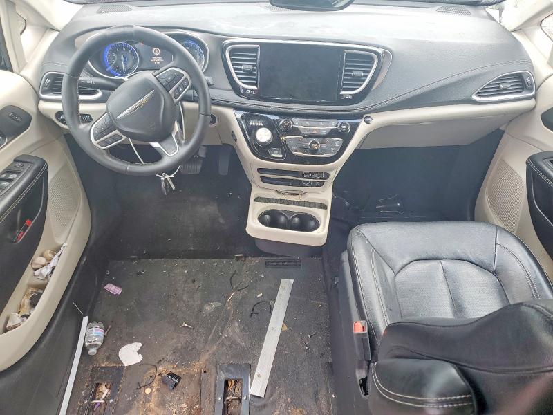 Photo 8 from auction – 2022 CHRYSLER PACIFICA with VIN 2C4RC1BG3NR107278