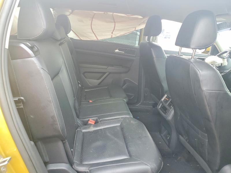 Photo 11 from auction – 2018 VOLKSWAGEN ATLAS with VIN 1V2LR2CA5JC528666