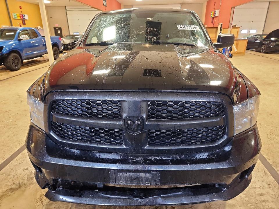 Photo 5 from auction – 2018 RAM 1500 with VIN 1C6RR7FT1JS214337