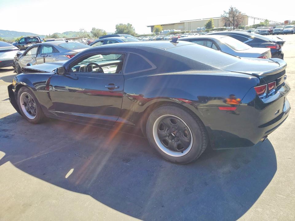 Photo 2 from auction – 2013 CHEVROLET CAMARO with VIN 2G1FE1E39D9119710