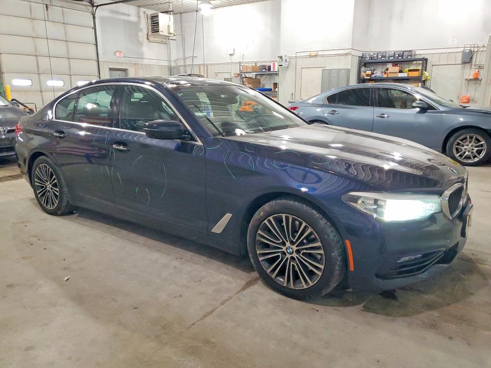 Photo 4 from auction – 2018 BMW 530 with VIN WBAJA7C57JG907299