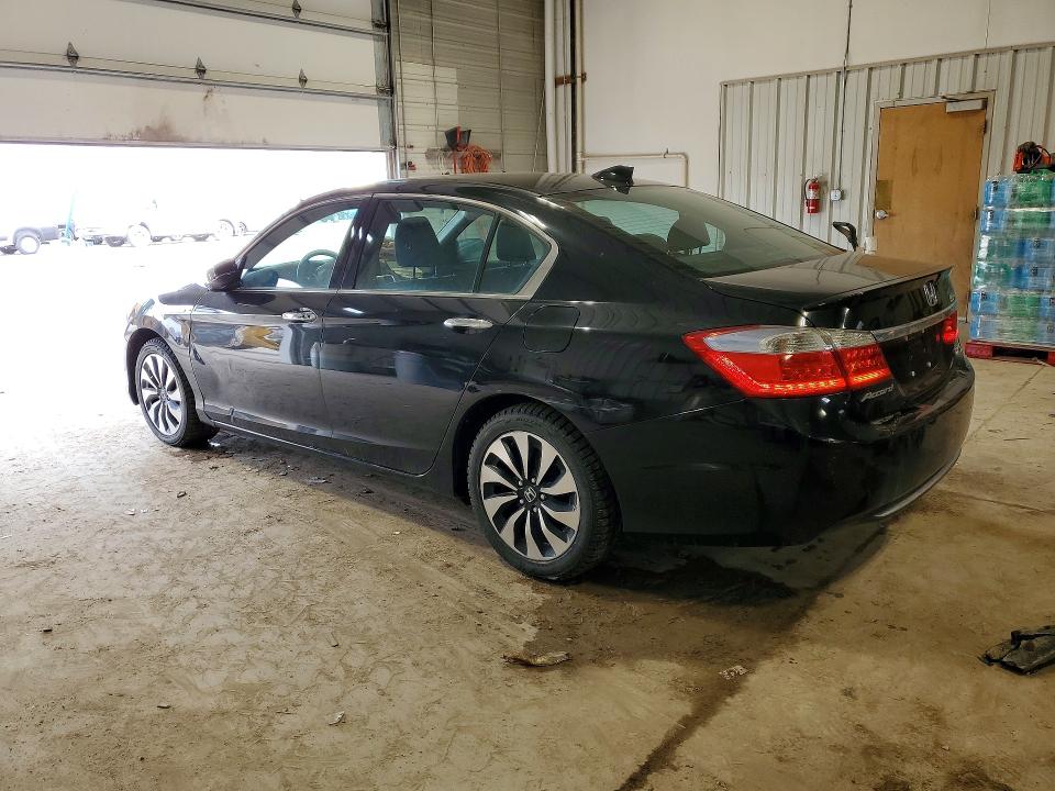 Photo 2 from auction – 2014 HONDA ACCORD with VIN 1HGCR6F37EA001706