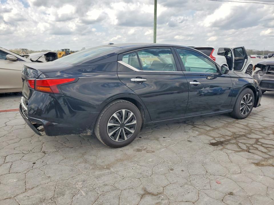 Photo 3 from auction – 2020 NISSAN ALTIMA with VIN 1N4BL4BV1LC182963