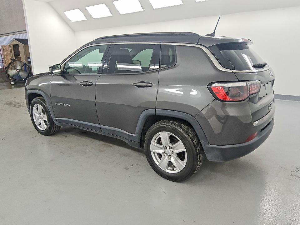 Photo 2 from auction – 2022 JEEP COMPASS with VIN 3C4NJCBB0NT182649
