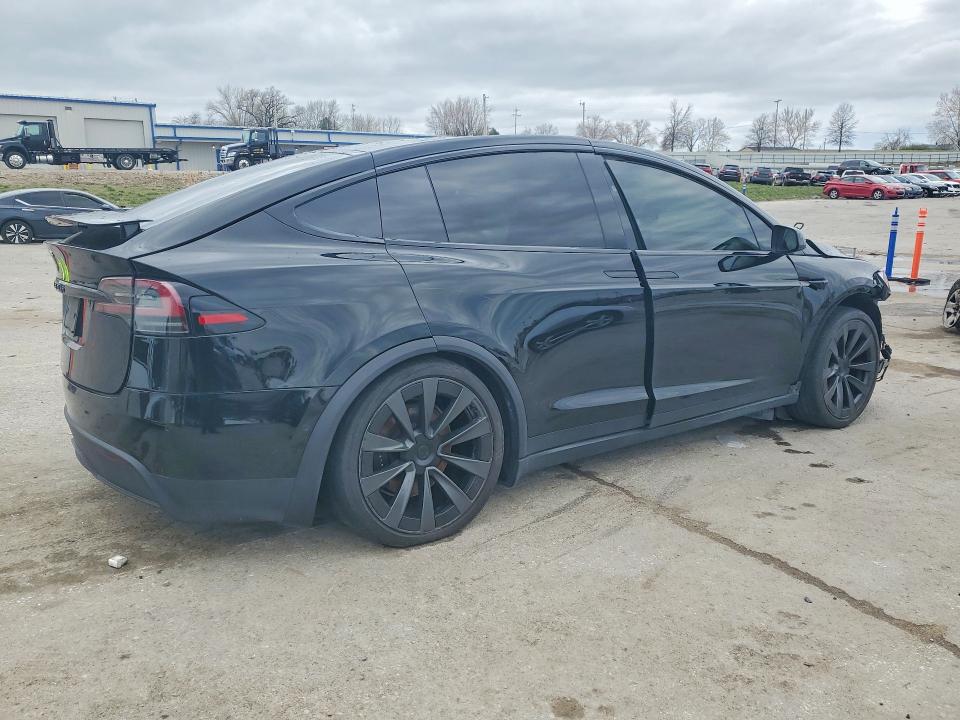 Photo 3 from auction – 2022 TESLA MODEL X with VIN 7SAXCAE53NF350881