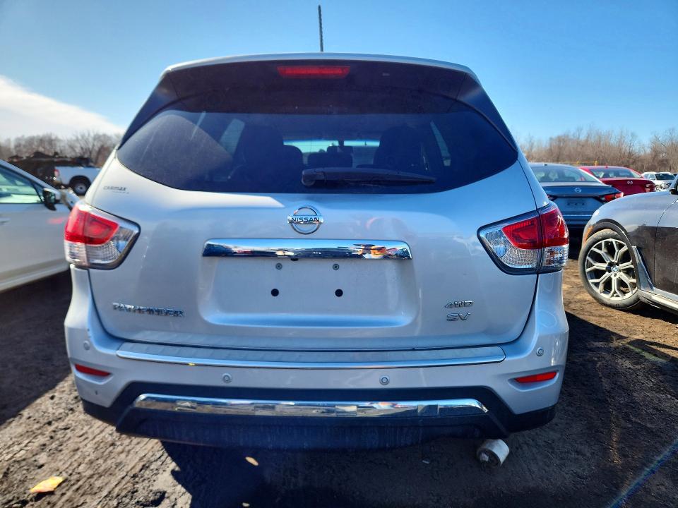 Photo 6 from auction – 2016 NISSAN PATHFINDER with VIN 5N1AR2MM9GC636326