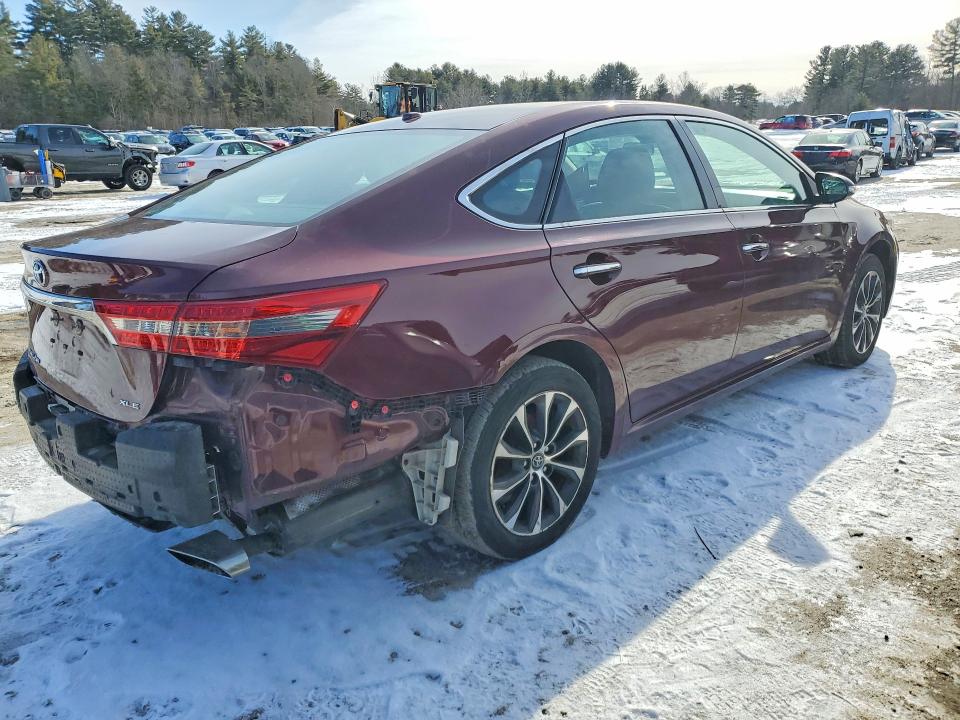Photo 3 from auction – 2017 TOYOTA AVALON with VIN 4T1BK1EB5HU243483